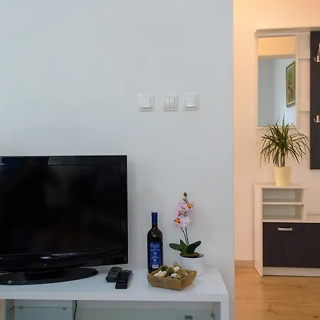 Apolon Lägenhet *